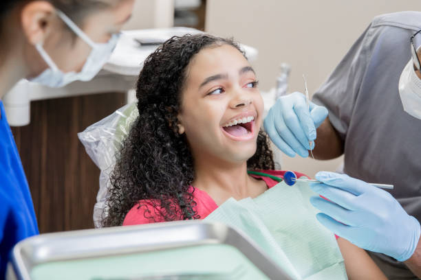 Best Emergency Dental Care for Broken or Chipped Teeth in Walcott, IA